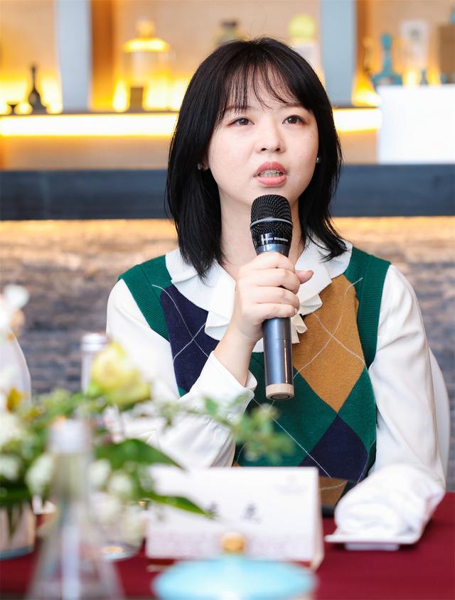 1696981932428.jpg 作家谈ChatGPT:它给我们提了个醒澎湃新闻2023-04-15 17:44澎湃新闻2023-04-15 17:44