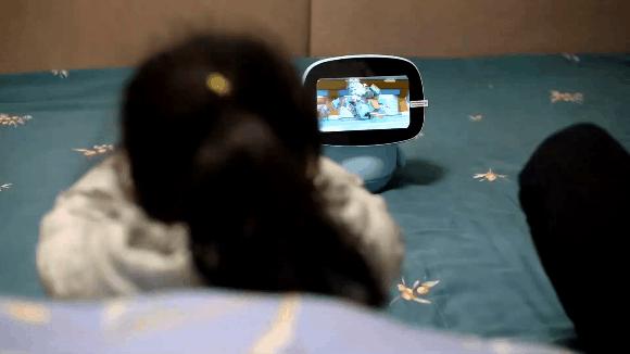 1711148419251.jpg 聪聪AI陪伴教育机器人的评测:外观、做工与功能