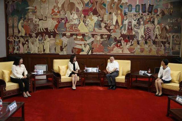 1711410300171.jpg 国家图书馆与百度签订战略合作协议共同推进图书馆智能化应用