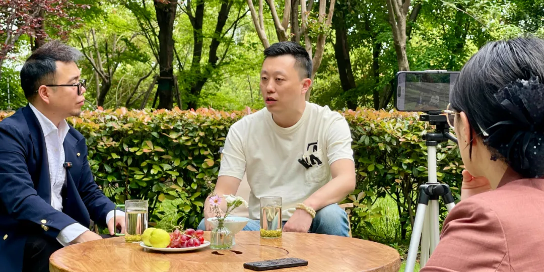 1714830983968.jpg 塔罗日签AI解密?页面刷新看看吧