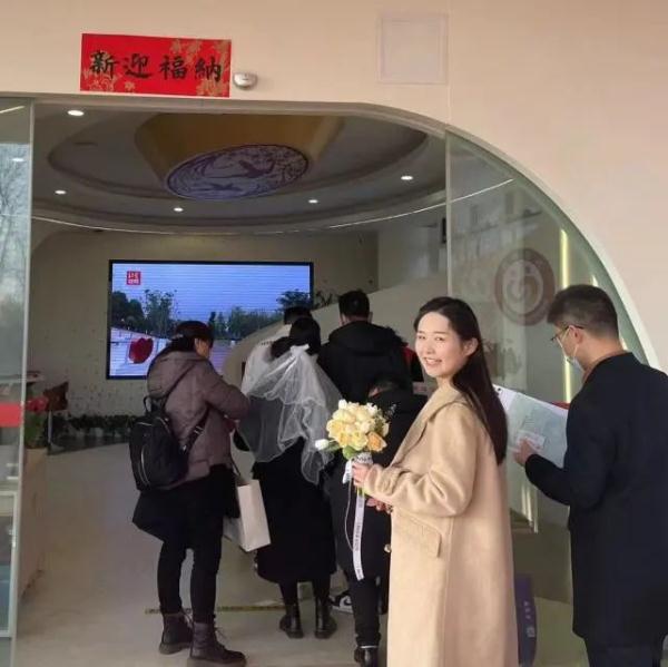1683489535601.jpeg 婚潮汹涌,ChatGPT碰壁?AI婚姻智慧大考,新人真的明白吗?